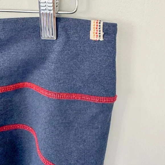 Marine Layer Mia Sport Legging in Navy - Picture 11 of 12